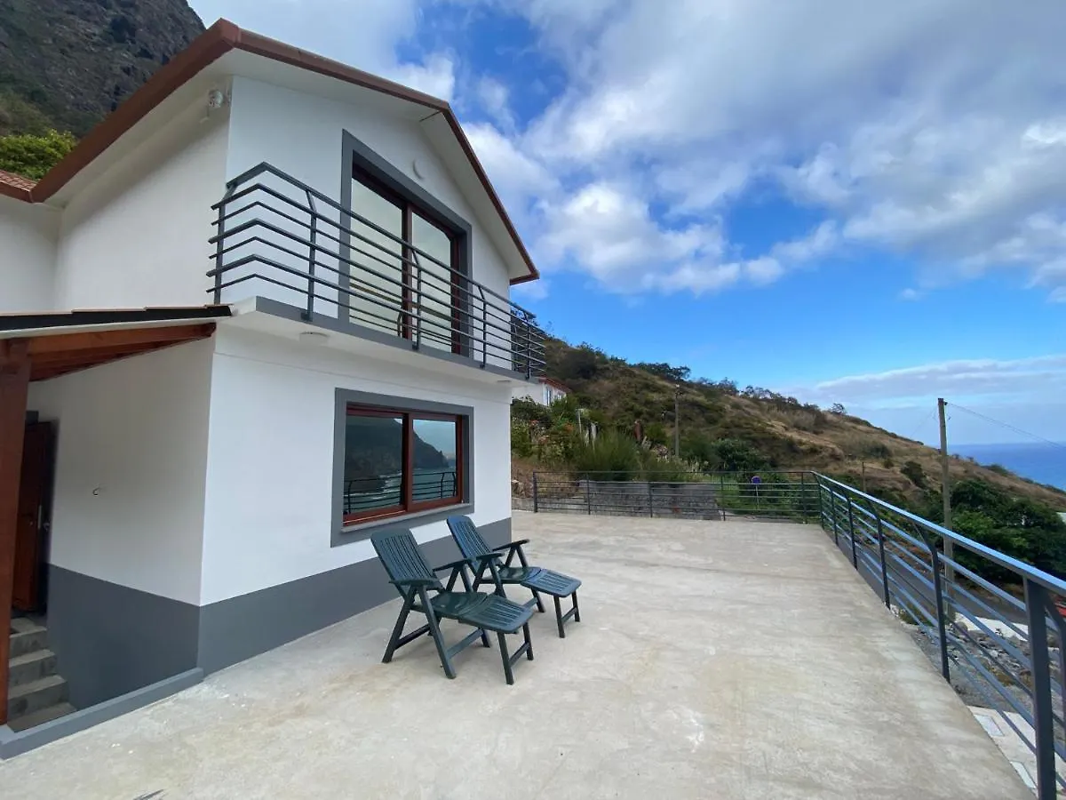 Hébergement de vacances Penha D'Aguia Villa By Lovelystay Porto Da Cruz Portugal